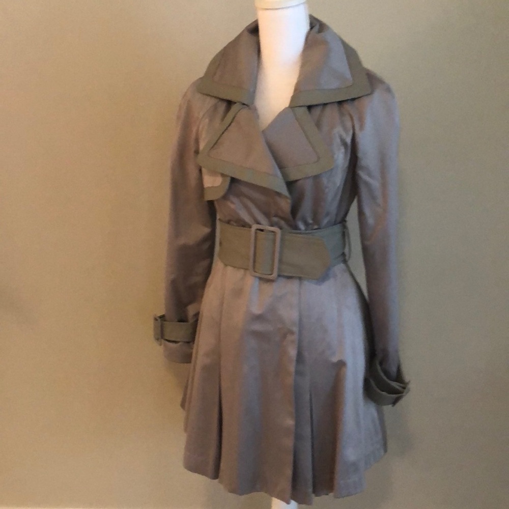 Gray/silver overcoat